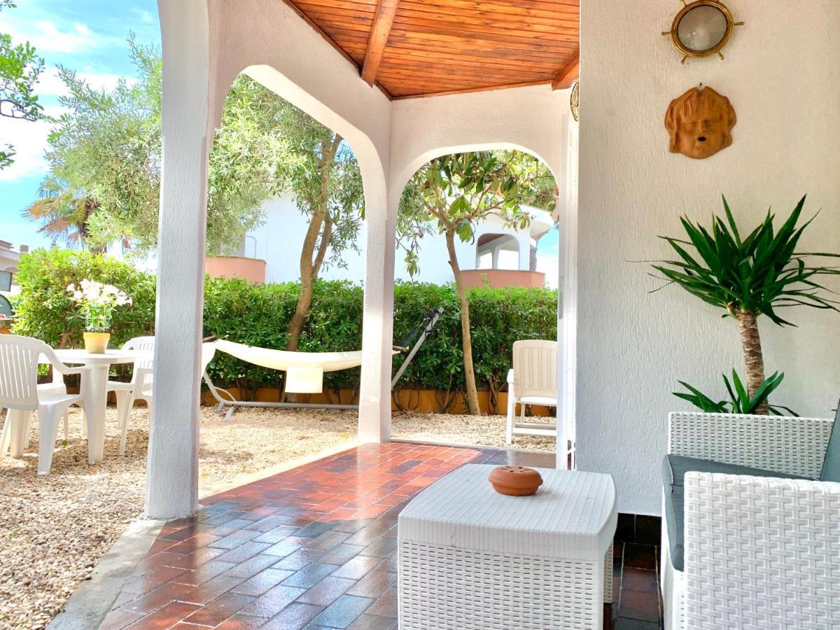 Santa Beach House Санта-Маринелла Экстерьер фото